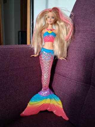 Muñeca Barbie Disney y otras