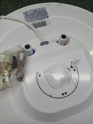 Termo eléctrico de 50 litros vertical - Ariston