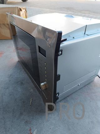 Microondas de encastre con grill, 25 L, 900 W