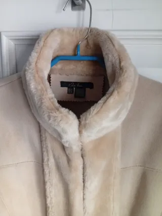 Abrigo mujer piel vuelta