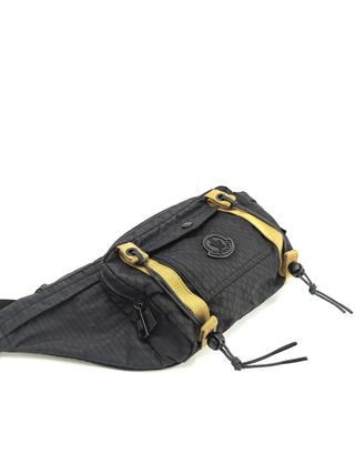 Riñonera Moncler Tech Belt Bag Negra