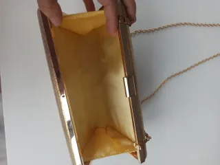 Bolso/ clutch fiesta dorado