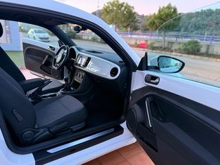 VOLKSWAGEN BEETLE CONNECTION 2.0 TDI 110CV BMT