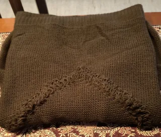 Jersey marrón con corazón talla única nuevo