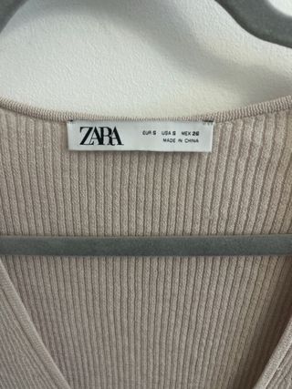 Rebeca larga Zara beige