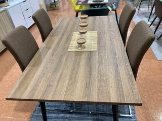 Conjunto mesa comedor y 4 sillas