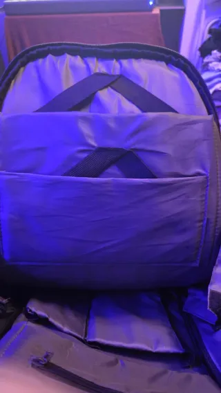 Mochila antirrobo Negra con Puerto USB