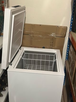 Hisense Arcón Congelador 142L FT184D4AW