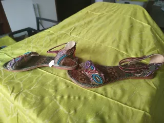 Sandalias planas étnicas India