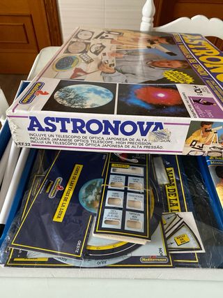 Juego ASTRONOVA