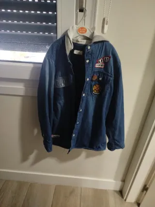 Chaqueta vaquera niño con capucha