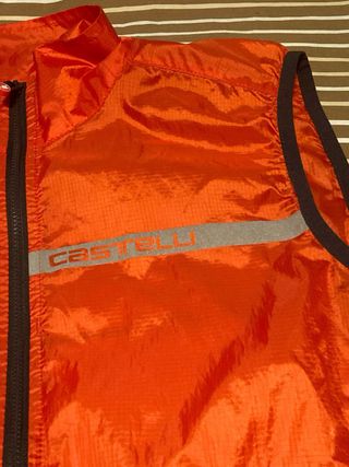 Gilet squadra stretch Castelli antivento rosso