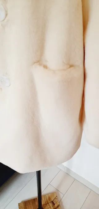 Ecopelliccia bianca nuova taglia M/L