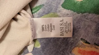 Polo Lacoste Beige Talla S pero muy ancho