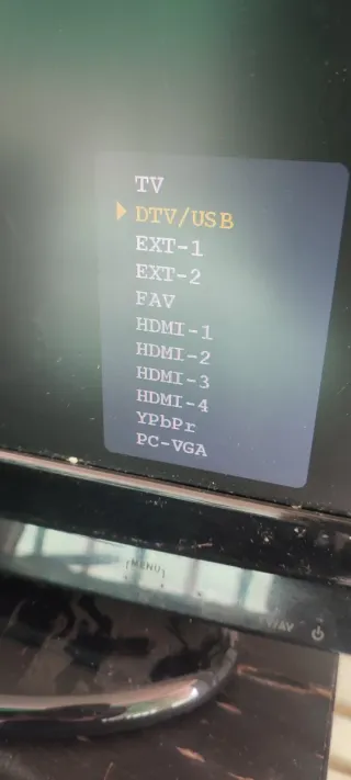 Televisor OKI 26" Sin TDT,Con HDMI,USB