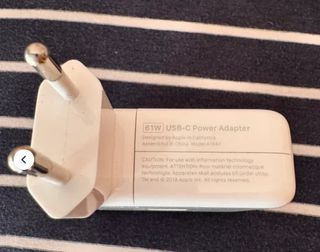 Cargador Apple MacBook 61w