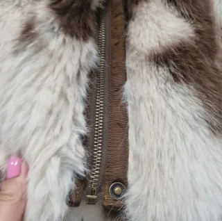 Abrigo pelo Yerse nuevo con etiqueta