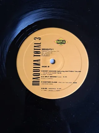 Vinilo Maquina Total 3