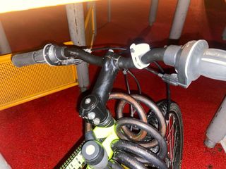 Bicicleta infantil verde