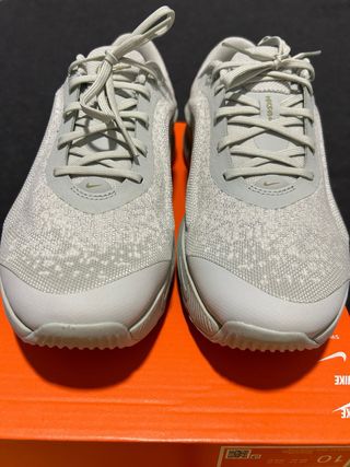 Nike Versair 42 chicas training walk