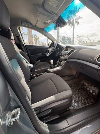 Chevrolet Cruze 2011