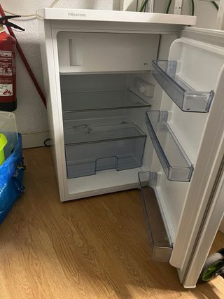 Nevera Hisense Pequeña Blanca