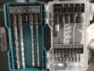 Taladro Percutor Makita HR2630T