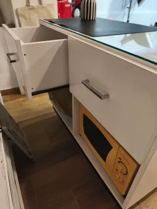 Mostrador doble  blanco con cajoneras