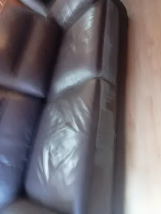 Sofá polipiel marrón estructura