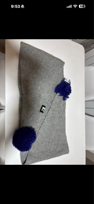 Bufanda Bimba y Lola Gris con Pompones