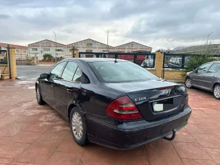 Mercedes-Benz Clase E 2004
