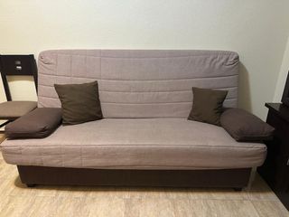 Sofá Cama Beige y Marrón. Además es canapé