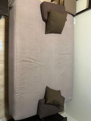 Sofá Cama Beige y Marrón. Además es canapé