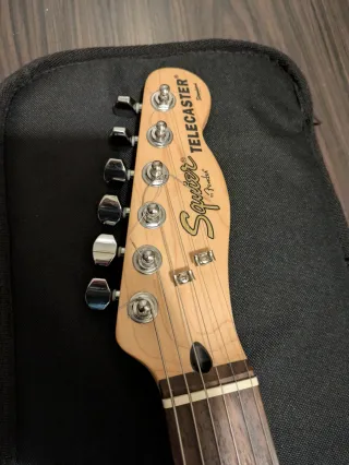Fender Squier Telecaster Guitarra Eléctrica