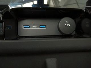 Land-Rover Discovery 2.0 SD4 240 HSE S&S