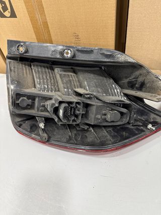 PILOTOS TRASEROS DE RENAULT SCENIC