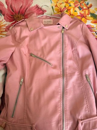 Chaqueta efecto cuero rosa Talla XL