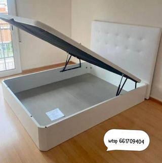 Canapé canapé canapé