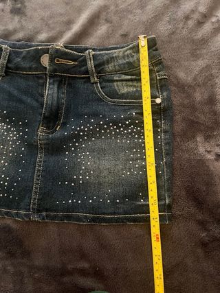 Mini falda vaquera con pedrería T.34