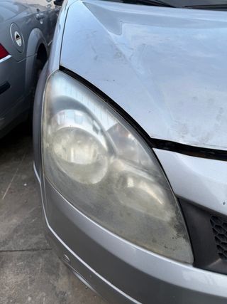 FARO DERECHO RENAULT KOLEOS I 2.0 DCI 2008