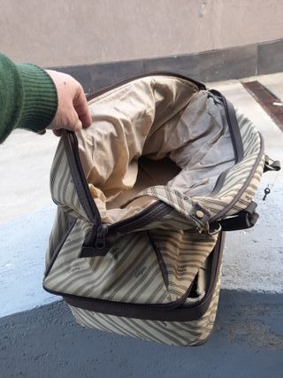 Valigia vintage con ruote