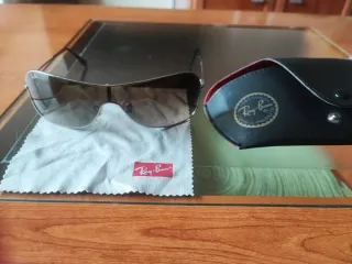Gafas de sol Ray-Ban originales marrones y doradas