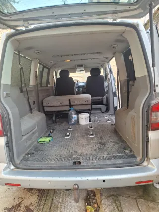 Volkswagen Caravelle 2004