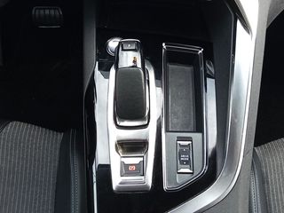 Peugeot 3008 Hybrid Allure Pack