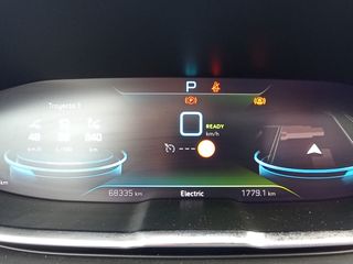 Peugeot 3008 Hybrid Allure Pack