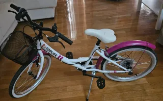 Bicicleta niña con cesta