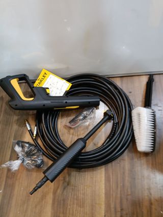 Stanley Hidrolimpiadora SXPW24BX