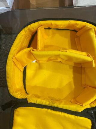 Cámara Canon EOS 650D con Flash