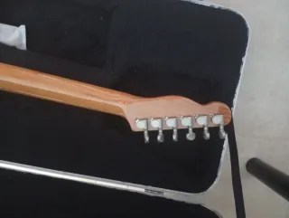 Guitarra Eléctrica Telecaster Semi-Caja