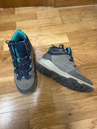 Botas montaña Quechua MH-500 impermeables Talla 33